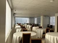Al Shahba Al Aziziyah Hotel Отели рядом с достопримечательностью «Долина Мина»