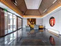 Kaifeng Millennium City Park Gulou Public Square | Yuhefu Classical Garden Resort Hotel Hotels in Kaifeng