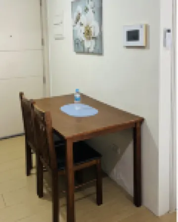 เฮนรีส์ นิวพอร์ต