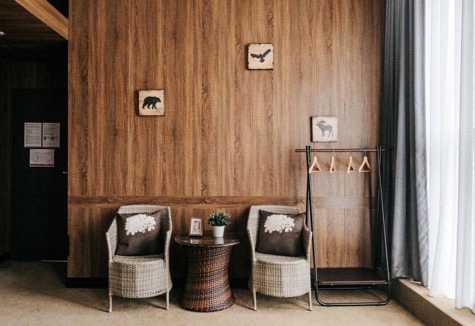 Meworld Hotel 위치