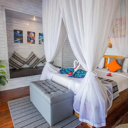 Tatak Bunut Villa Nusa Ceningan Отели рядом с достопримечательностью «Утес Ченинган»