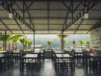 Khaosok River Stone Resort & Camp فنادق في فانوم