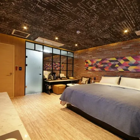 Hotel Nol