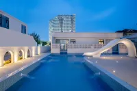 Floral Hong Homestay (Beihai Silver Beach)