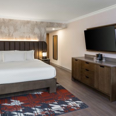 Deluxe Junior Suite Royal Canadian Lodge Promo Code