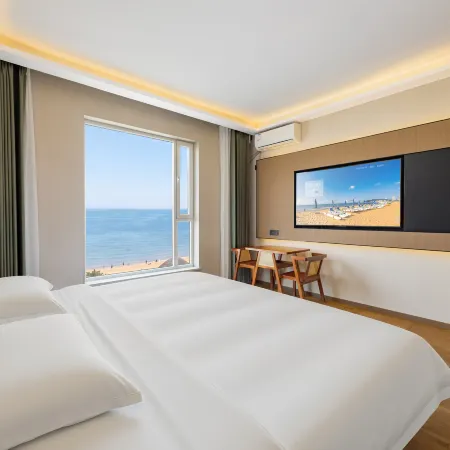 Yinghai Bay Scenic Hotel (Huoju 8th Street International Coastal Baths)