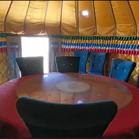 Bayinbuluke Yichuan Caose Snow Mountain Homestay