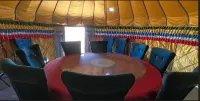 Bayinbuluke Yichuan Caose Snow Mountain Homestay - New