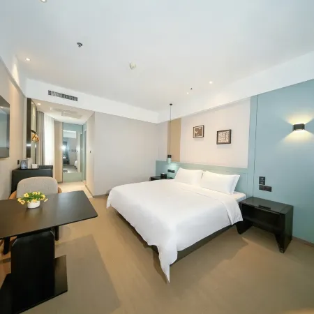 Huanna Hotel (Wuhan Wansongyuan Food Street Wangjiadun East Subway Station)