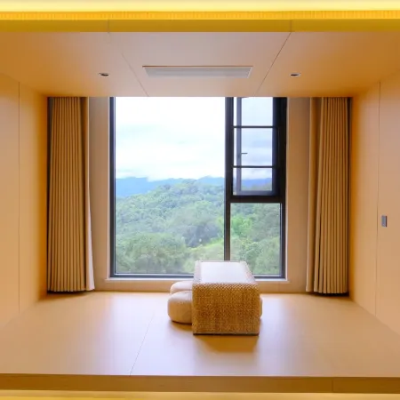 Yinyi Yunhai Homestay (Jingmai Mountain Ancient Tea Forest Scenic Area)