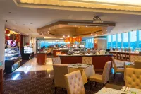 Evergreen Laurel Hotel - breakfast
