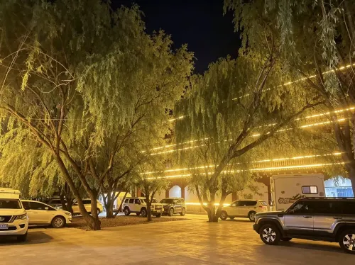 Batang Shiji Tingyuan Hotel - Parvekkeita