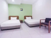 Swing & Pillows @ Night Queen Hotel KLIA 1 KLIA 2, Sepang - พร้อมWifi