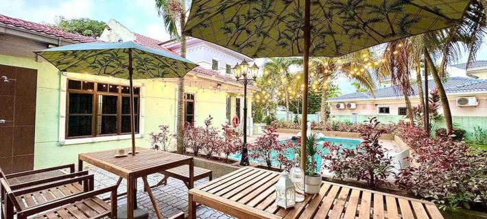 1051 A'Famosa Bungalow Private Garden Stage by SUMMERWOOD Hotéis em Pegoh