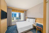 Holiday Inn Express Nashik Indira Nagar - parking