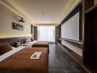 Yunshanli · Huashixu | Cloud Realm Snow‑View Garden Terrace Holiday Villa (Baisha Ancient Town) - พร้อมระเบียง