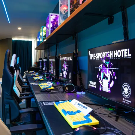 TP E-sports Homestay (Jieyang Jinxian Gate)