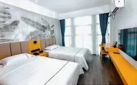 Chibi Yuexin Hotel