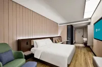 HanTing Hotel (Lu'an Huoqiu County Government) - parking