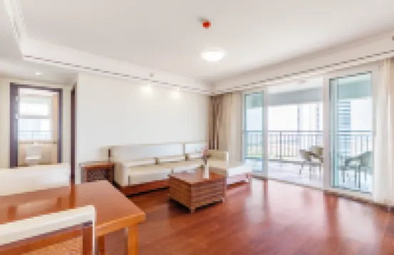 Blue Water Bear · Scenic Apartment Hotel (DongDaiHe Kaisa Phase Four)
