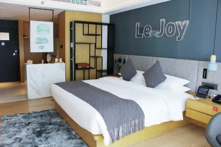 Le Joy Hotel