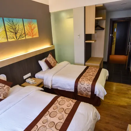 Lot 10 Boutique Hotel