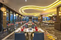 Golden Lotus Grand Da Nang - Panoramic Rooftop Bar & Daily Afternoon Tea 다낭 호텔