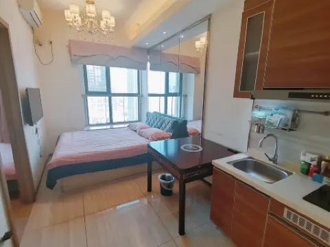 Xiaodiao Homestay (Hengda Guoji Zhongxin) Отели рядом с достопримечательностью «Tian Jiabing Gymnasium»