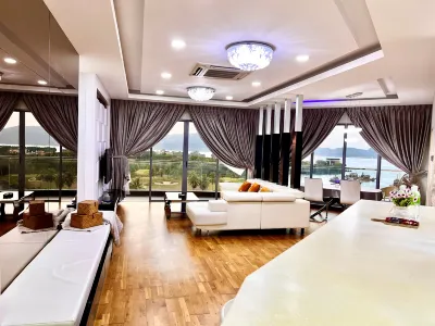 Deco Home @ Imago the Loft Hotels near Tanjung Aru Beach