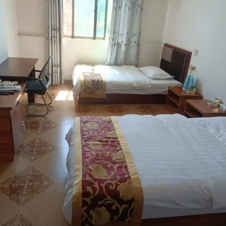 Wuding Jixuan Inn