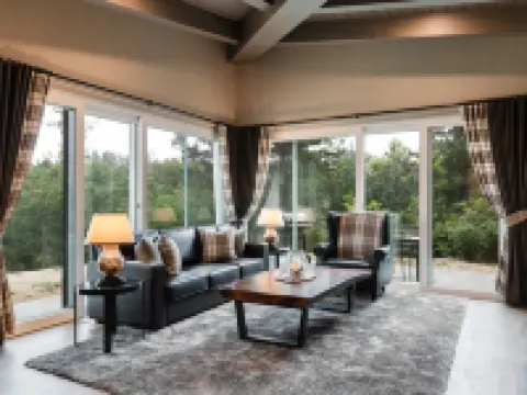 雪岳山谷肯辛頓度假村 高城郡酒店