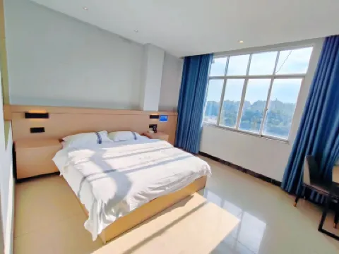 Qinzhou Seaview Bay Hotel (Qinzhou Port Plaza) Hotels near Seventy-two Waterways