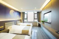 Wangshanyi Hotel (Colorful Danxia Scenic Area Branch) Các khách sạn gần Tian'ehu