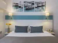 RockyPop Marseille Hôtel Hotels near Saint-Pierre