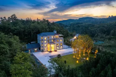 Fairy Mountain Manfu Garden. Banshan Villa Hotels near Fairy Mountain National Forest Park
