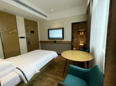 CITYGO INN (Wuhan Yellow Crane Tower Yangtze River Bridge Branch) Отели рядом с достопримечательностью «Wuhan Ferry Huanghelou Dock»