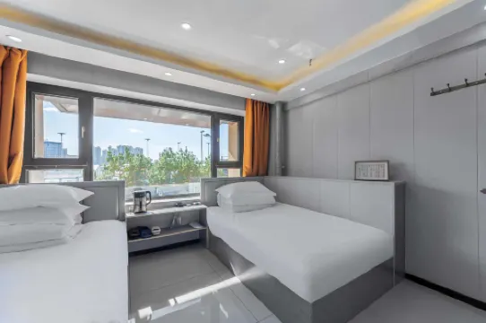 Runze Hotel (Harbin Haxi Station)