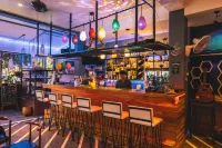 Faraway Suites - Bares