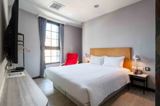 เช็ค อินน์ ไทจง ซีโหย่ว โรงแรมในไถจง