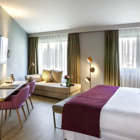 Barceló Emperatriz Отели рядом с достопримечательностью «Улица Серрано»