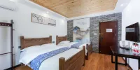 Floral Hotel · Mountain Whisper Hotel（Shennongjia Wooden fish store） - Sala Sorpresa De Ocio