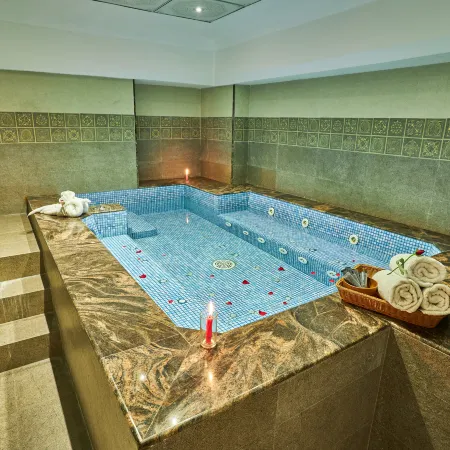 Hotel Crowne Imperial