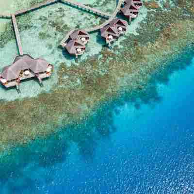 Mirihi Island Resort Hotel Exterior