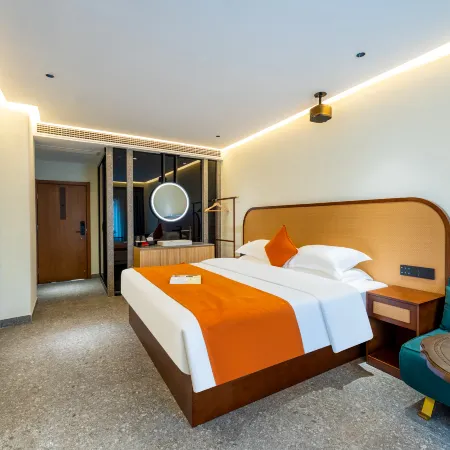Huanxi Hotel (Yueyanglou Pedestrian Street)