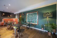 The Cherry Tree - Homestays