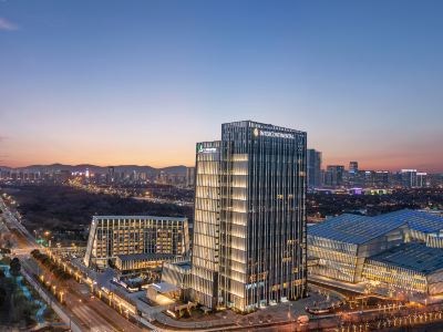 InterContinental Hotels WUXI TAIHU NEW CITY by IHG