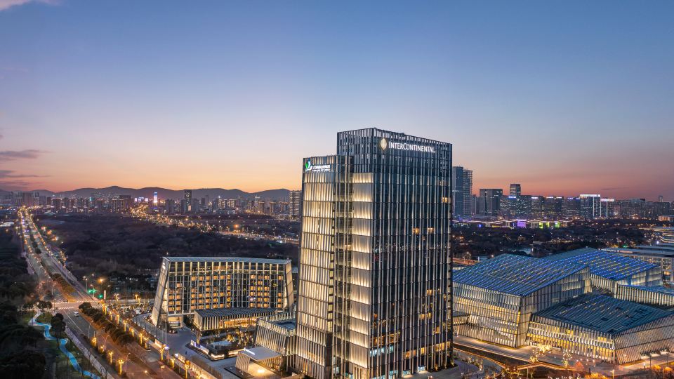 InterContinental Hotels WUXI TAIHU NEW CITY by IHG