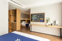 Qianyue Hotel