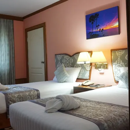 Wattana Park Hotel
