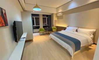 Helan Blue Whale Hotel
